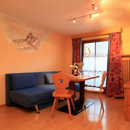 Alt-oetztal Pensjonat Sautens